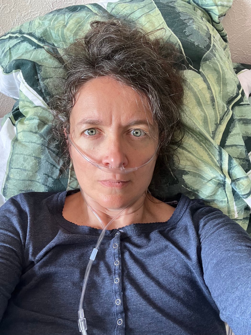 Obligée de rester clouée au lit malgré une furieuse envie de vivre.