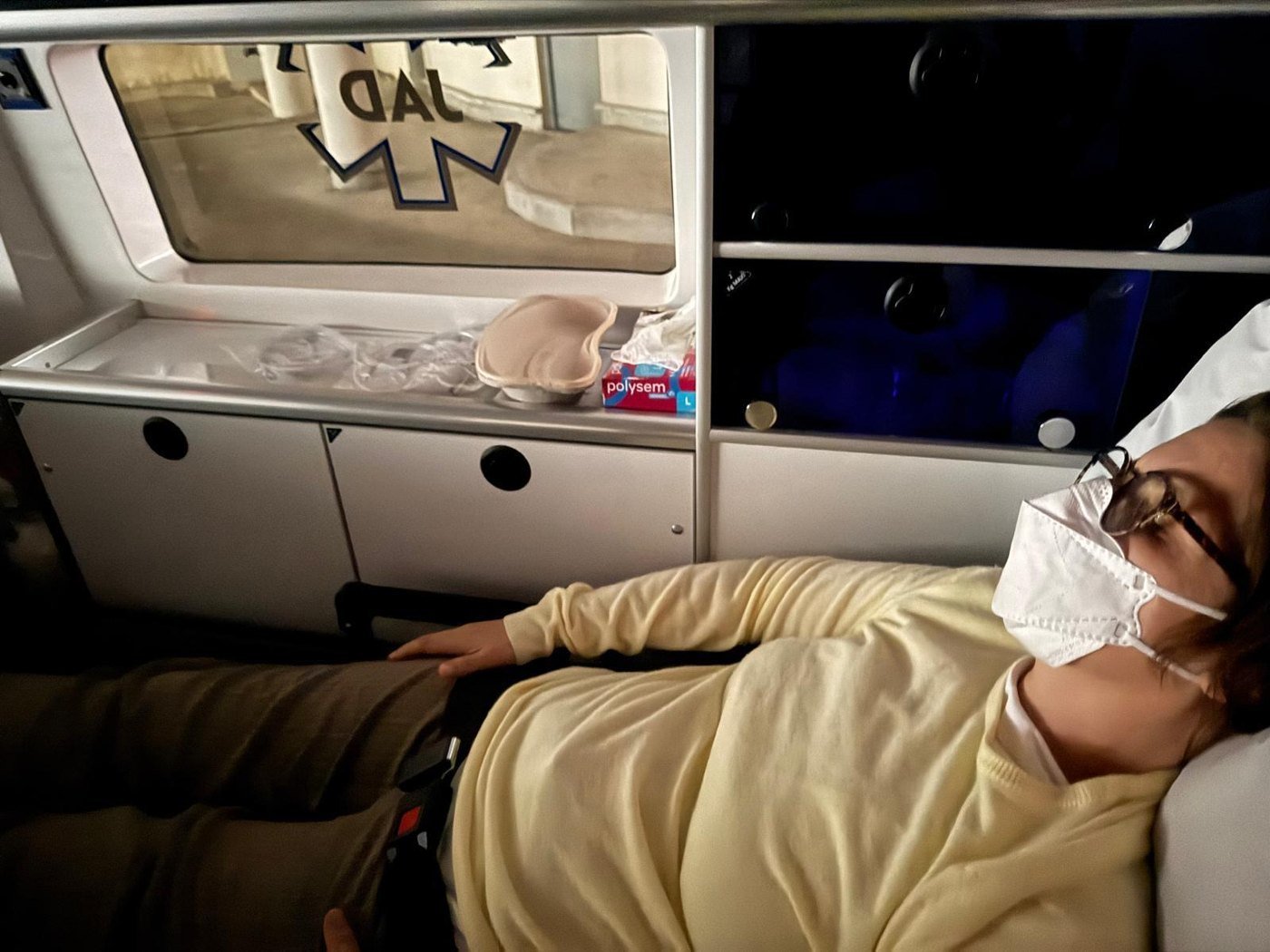 Transport en ambulance vers l’hôpital, malaise post-effort sévère