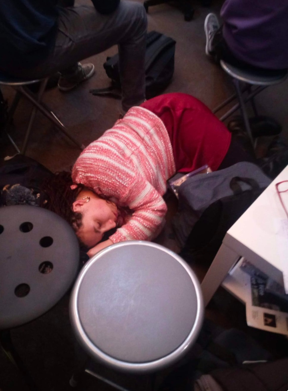 Personne en salle de cours